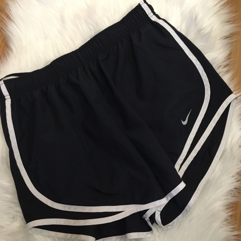 EUC Nike shorts size XL